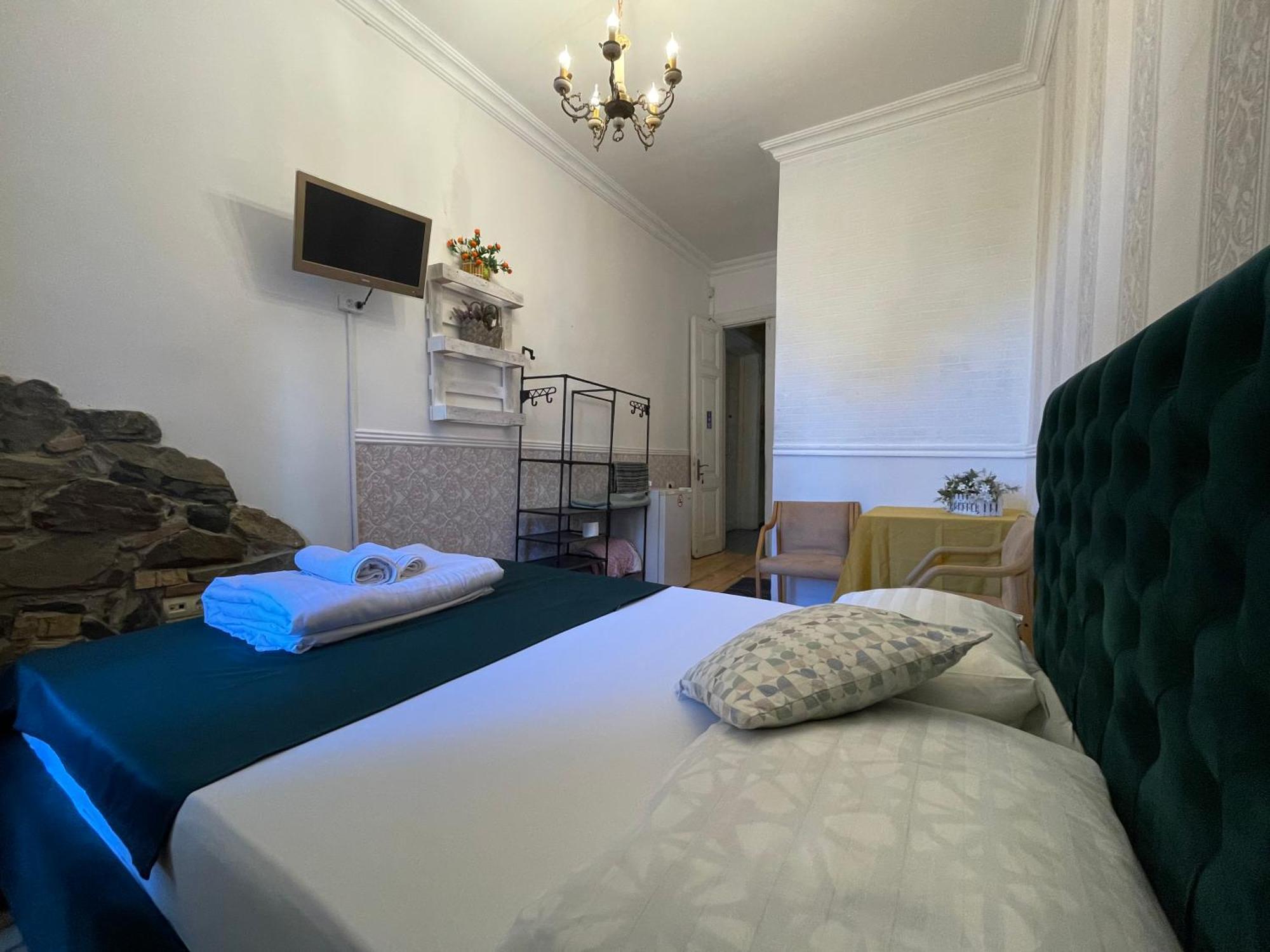 Wine O'Clock Hotel Tbilisi Ngoại thất bức ảnh
